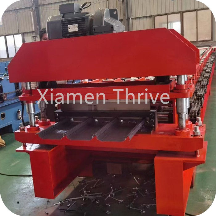 Durable Type Galvanizned Steel Clip Lock Roof Machine